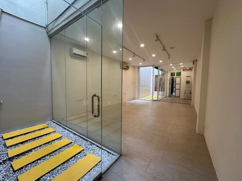 Shop for Rent in George Town (Penang) - Max Lim - Entrance - PropertyGuru.com.my