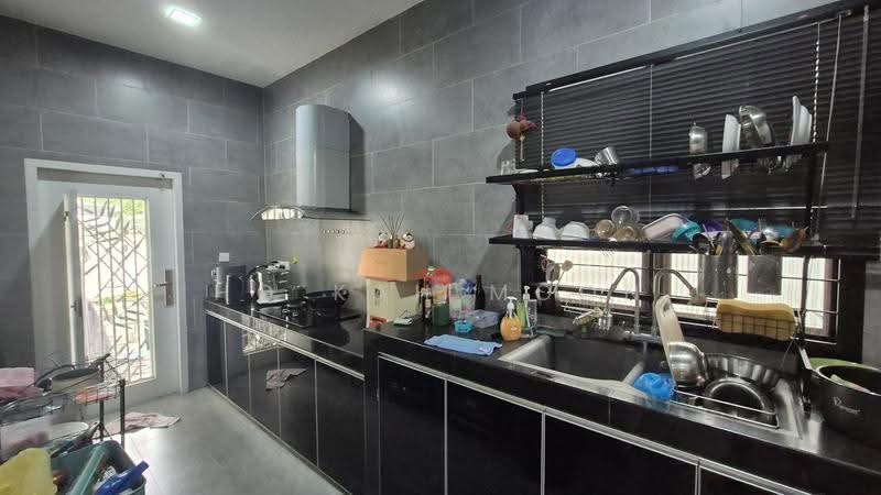 Semi-Detached House for Sale in Bandar Sungai Long (Selangor) - Ho Kah Moon - Kitchen - PropertyGuru.com.my