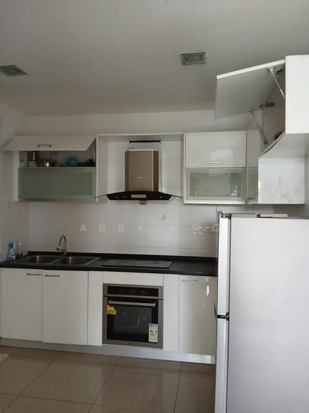 Condominium for Rent at Hijauan Saujana - Abby Woo - Kitchen - PropertyGuru.com.my