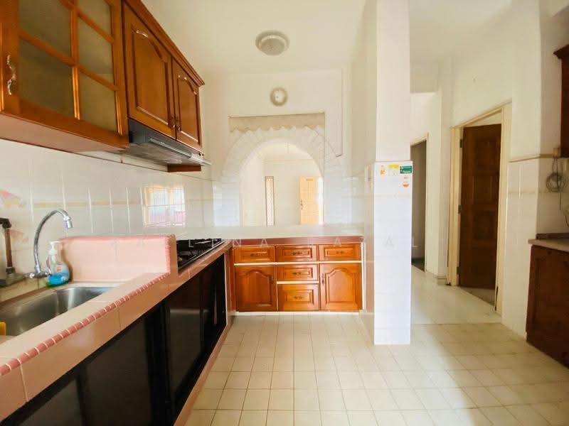 2-storey Terraced House for Sale in Taman Setiawangsa (Setiawangsa) - Razlina Razali - Kitchen - PropertyGuru.com.my