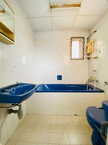 2-storey Terraced House for Sale in Taman Setiawangsa (Setiawangsa) - Razlina Razali - Bathroom - PropertyGuru.com.my