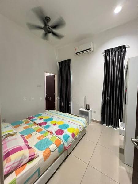Cluster House for Rent in Taman Mount Austin (Tebrau) - Sheng Cheng Tiew - Bedroom - PropertyGuru.com.my