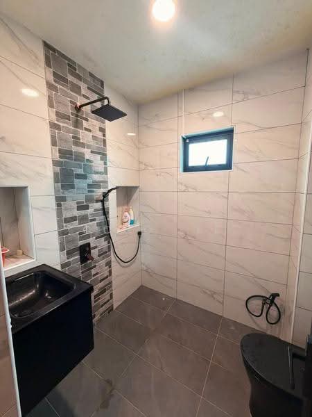 Rumah Teres 2-Tingkat untuk Dijual di Johor Bahru (Johor) - Coco Lee - Bathroom - PropertyGuru.com.my