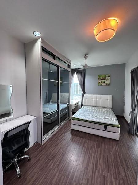 Kediaman Servis untuk Dijual di The Loft @ ZetaPark - Jeff Ng - Bedroom - PropertyGuru.com.my
