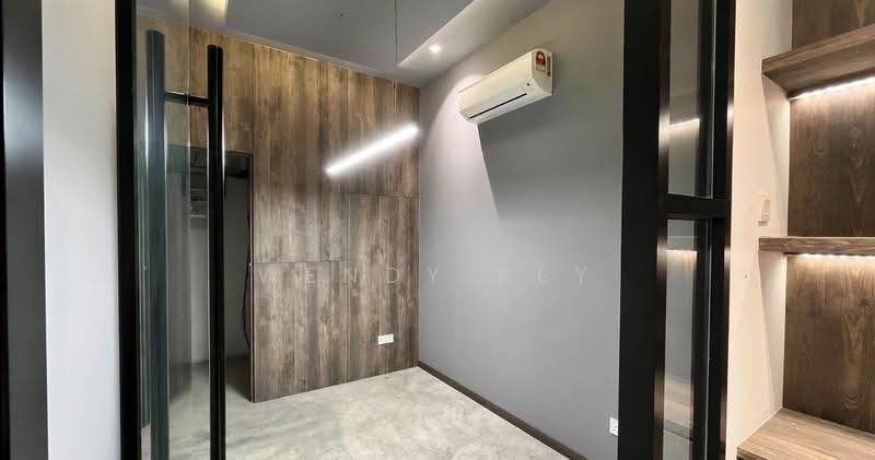 Shop / Office for Rent in Raja Uda (Butterworth) - Wendy Pey - Interior - PropertyGuru.com.my