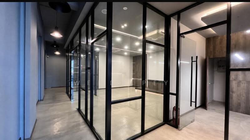 Shop / Office for Rent in Raja Uda (Butterworth) - Wendy Pey - Interior - PropertyGuru.com.my