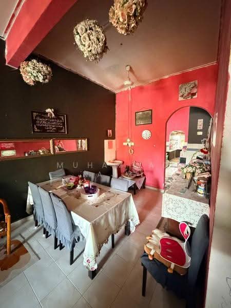 Rumah Teres untuk Dijual di Kemaman (Terengganu) - Muhammad Najmi - Dining Room - PropertyGuru.com.my