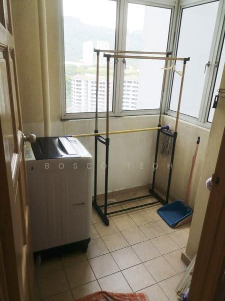 Kondominium untuk Disewa di Desa Airmas Condominium - Bosco Teoh - Balcony - PropertyGuru.com.my