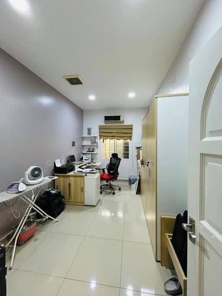Semi-Detached House for Sale in Mutiara Bukit Raja (Kapar) - Bee Har Chew - PropertyGuru.com.my