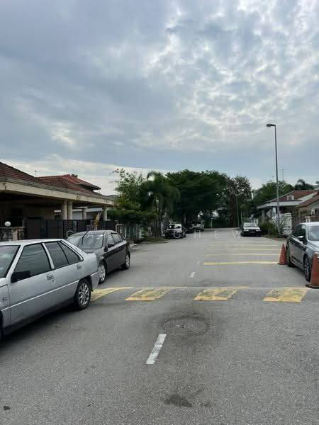 Semi-Detached House for Sale in Mutiara Bukit Raja (Kapar) - Bee Har Chew - PropertyGuru.com.my