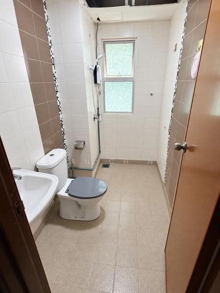 Condominium for Sale at Villa Park - Sean Ch’ng - Bathroom - PropertyGuru.com.my