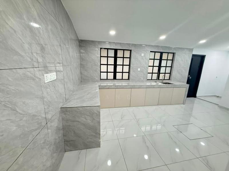 Terraced House for Sale in Taman Desa Tebrau (Tebrau) - Yoland . - Kitchen - PropertyGuru.com.my