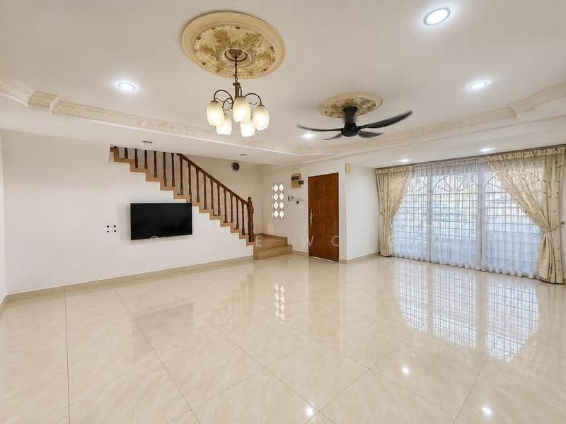 2-storey Terraced House for Sale in Rawang Perdana 2 (Rawang) - Coyee Wong - Living Room - PropertyGuru.com.my