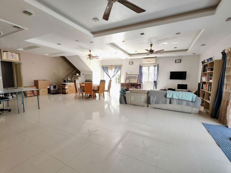 2-storey Terraced House for Sale in Seksyen U10 (Shah Alam) - Amirah Azmi - PropertyGuru.com.my