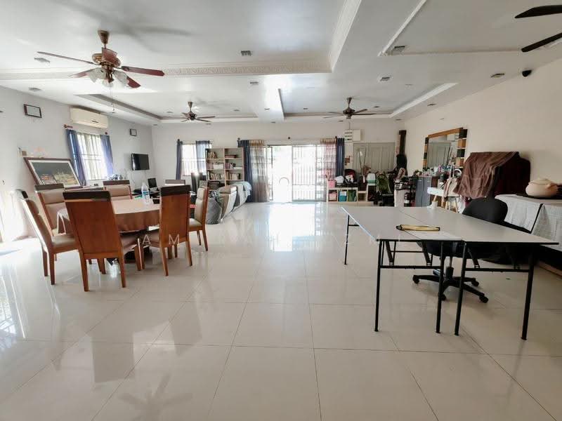 2-storey Terraced House for Sale in Seksyen U10 (Shah Alam) - Amirah Azmi - PropertyGuru.com.my