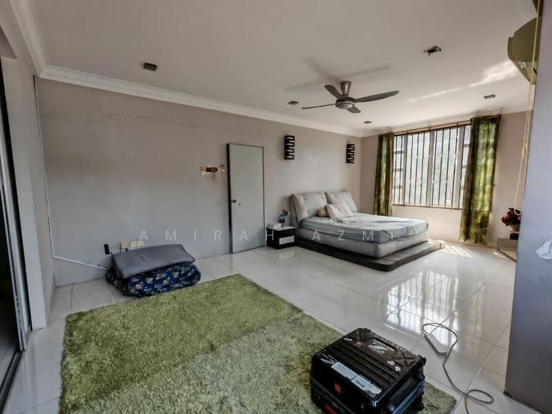 2-storey Terraced House for Sale in Seksyen U10 (Shah Alam) - Amirah Azmi - PropertyGuru.com.my