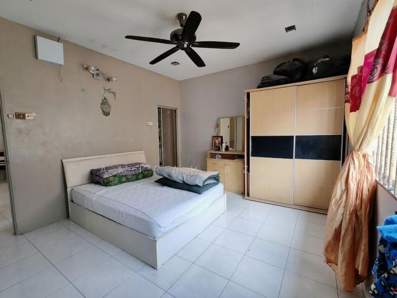 2-storey Terraced House for Sale in Seksyen U10 (Shah Alam) - Amirah Azmi - PropertyGuru.com.my