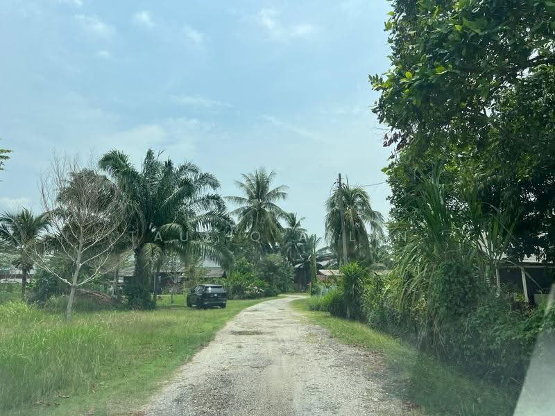 Commercial Land for Sale in Ijok Batu 8 (Ijok) - Taufiq Azlan - Exterior - PropertyGuru.com.my