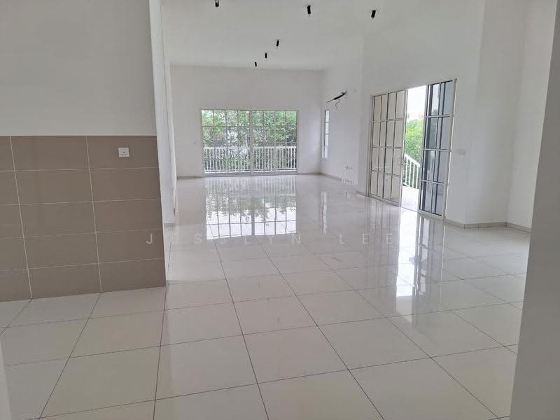 Bungalow House for Sale in Eco Majestic (Semenyih) - Jesslyn Lee - Living Room - PropertyGuru.com.my