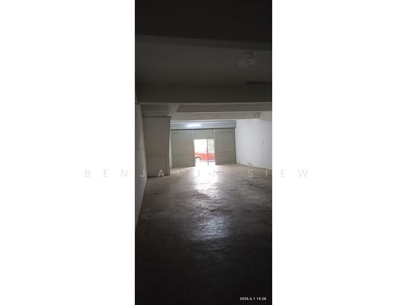 Shop / Office for Rent in Taman Kajang Utama (Kajang) - Benjamin Siew - Interior - PropertyGuru.com.my