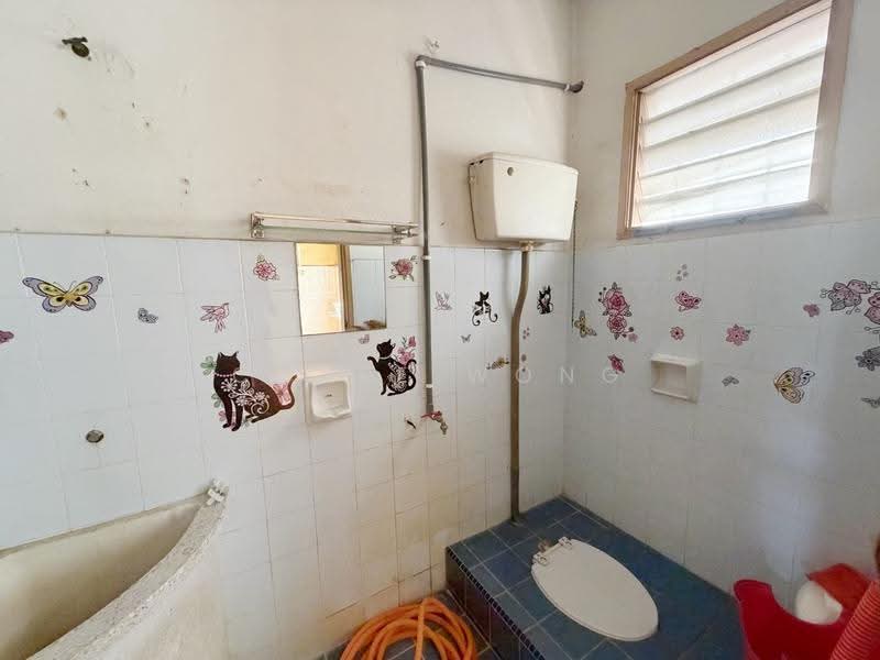 2-storey Terraced House for Sale in Bandar Menjalara (Kuala Lumpur) - Coyee Wong - Bathroom - PropertyGuru.com.my