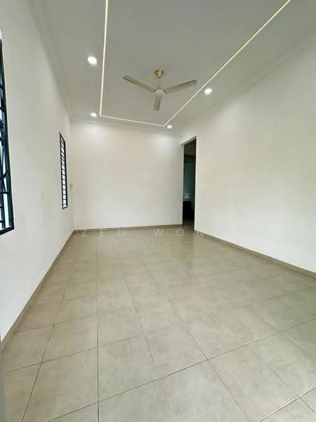 Semi-Detached House for Sale in Taman Sentang Jaya (Batu Pahat) - Zen Wong - Living Room - PropertyGuru.com.my