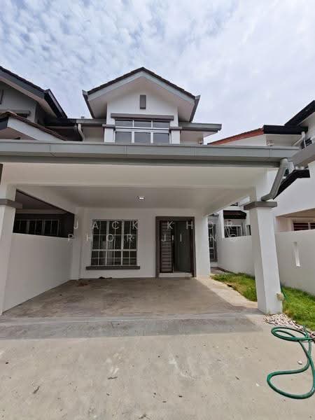 2-storey Terraced House for Rent in Shah Alam (Selangor) - Jack Khor Phor Jiing - Exterior - PropertyGuru.com.my