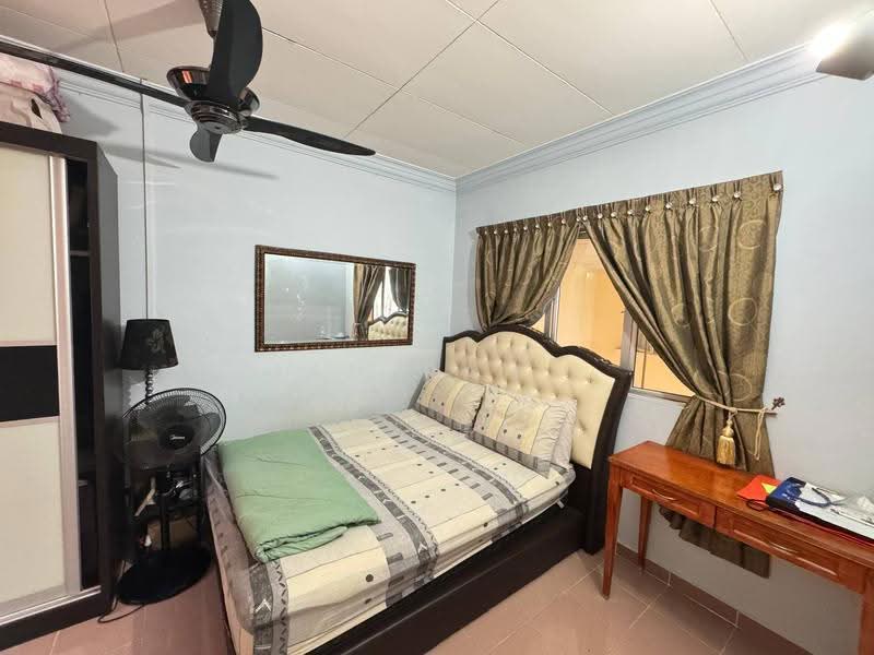 2-storey Terraced House for Sale in Bandar Seri Putra (Bangi) - Mahirah . - Bedroom - PropertyGuru.com.my