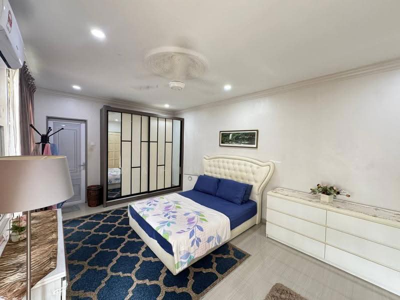 2-storey Terraced House for Sale in Bandar Seri Putra (Bangi) - Mahirah . - Bedroom - PropertyGuru.com.my