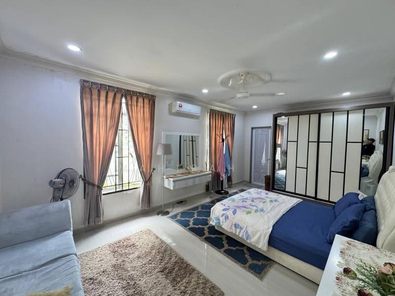 2-storey Terraced House for Sale in Bandar Seri Putra (Bangi) - Mahirah . - Bedroom - PropertyGuru.com.my