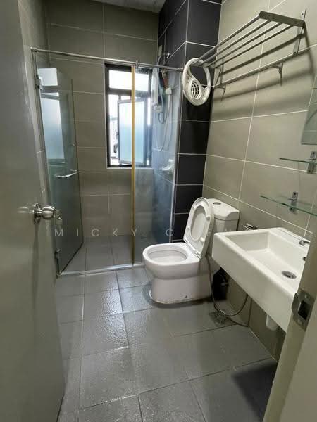 Kediaman Servis untuk Disewa di HYVE - Micky Cheng - Bathroom - PropertyGuru.com.my
