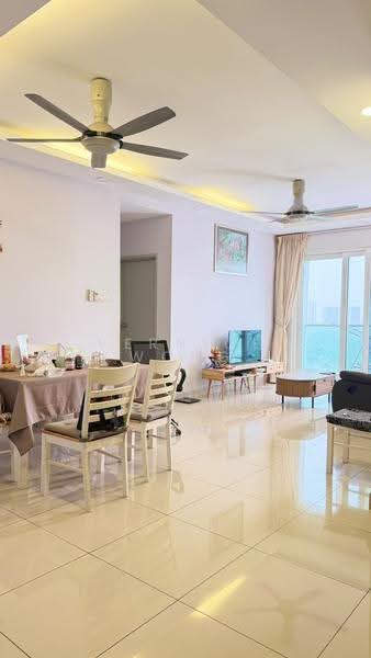 Kediaman Servis untuk Dijual di Seasons Amara Larkin - Vernice Wong - Living Room - PropertyGuru.com.my