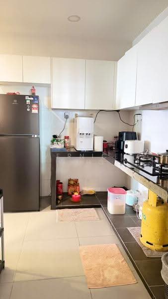 Kediaman Servis untuk Dijual di Seasons Amara Larkin - Vernice Wong - Kitchen - PropertyGuru.com.my