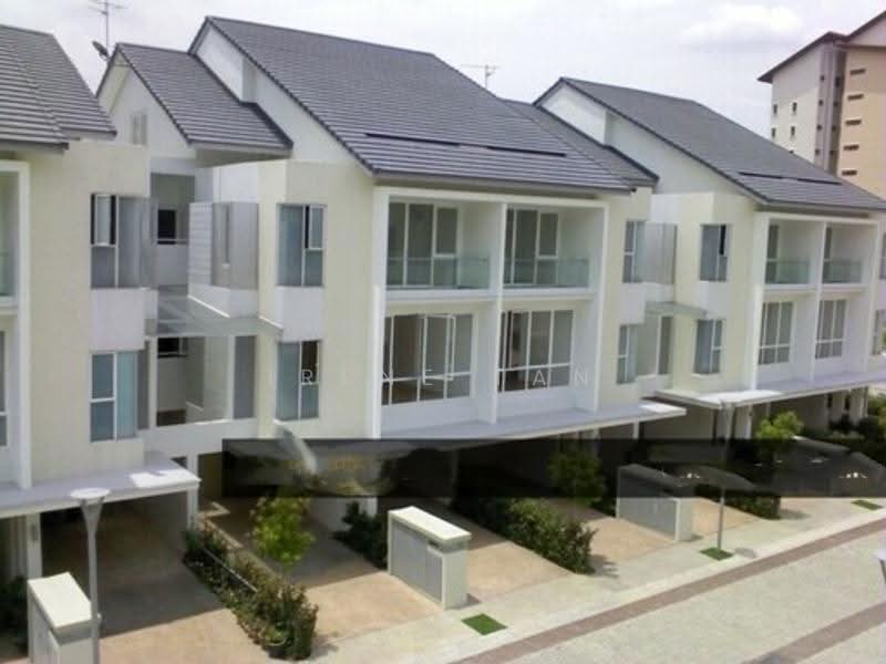 Townhouse for Sale in Petaling Jaya (Selangor) - Irene Tan - Exterior - PropertyGuru.com.my