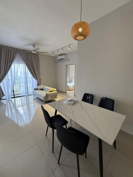 Kondominium untuk Disewa di Residensi Alamanda - Vaness Chin - Living Room - PropertyGuru.com.my