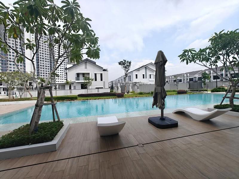 2-storey Terraced House for Sale in Taman Mount Austin (Tebrau) - Vernice Wong - Exterior - PropertyGuru.com.my