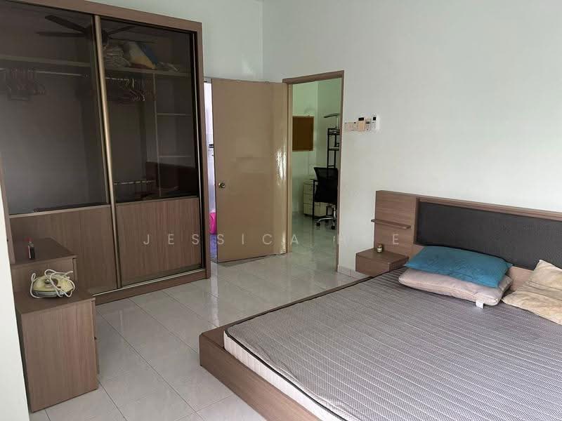 2-storey Terraced House for Rent in Taman Bukit Subang (Shah Alam) - Jessica Hoe - Bedroom - PropertyGuru.com.my