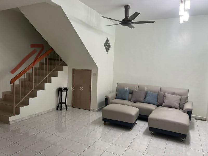 2-storey Terraced House for Rent in Taman Bukit Subang (Shah Alam) - Jessica Hoe - Living Room - PropertyGuru.com.my