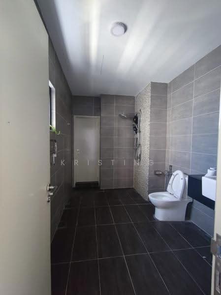 Office for Rent in Bukit Jalil (Kuala Lumpur) - Kristing . - Bathroom - PropertyGuru.com.my