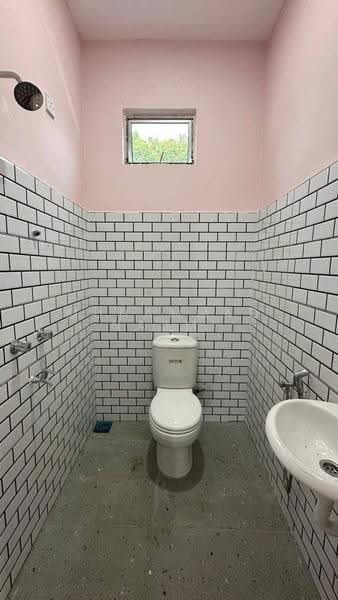 Bungalow House for Sale in Dungun (Terengganu) - Muhammad Najmi - Bathroom - PropertyGuru.com.my