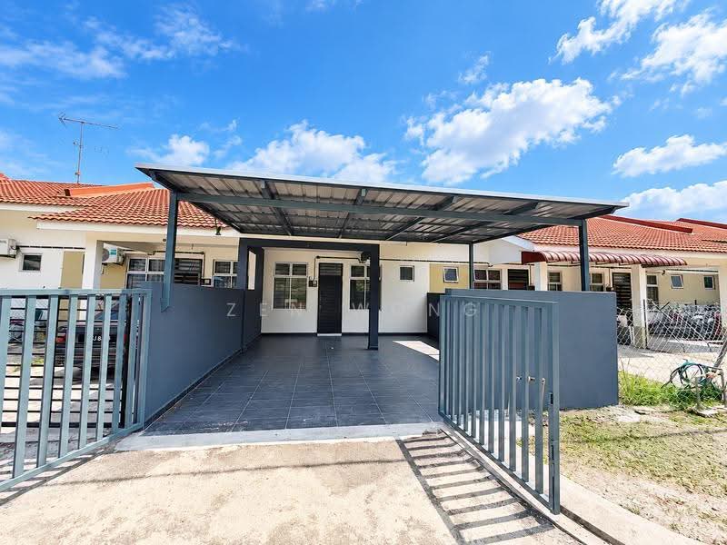 1-storey Terraced House for Sale in Bandar Penawar (Kota Tinggi) - Zen Wong - Exterior - PropertyGuru.com.my