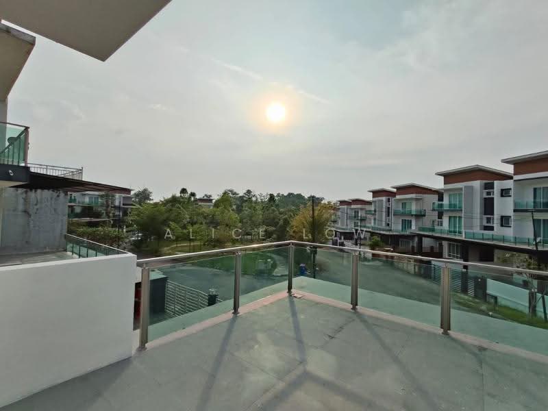 Semi-Detached House for Sale in Serendah (Selangor) - Alice Low - Exterior - PropertyGuru.com.my