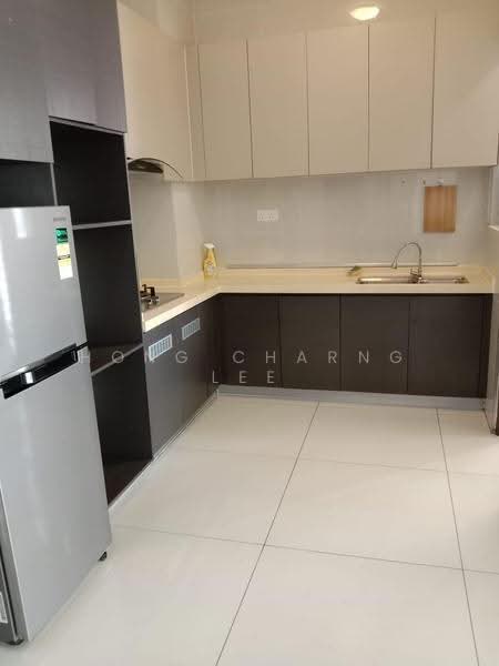 Condominium for Rent at Kings Bay @ Country Garden Danga Bay - Hong Charng Lee - Kitchen - PropertyGuru.com.my