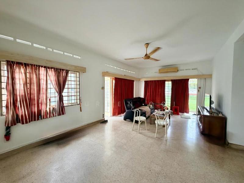 Bungalow House for Sale in Seksyen 17 (Petaling Jaya) - Maureen Ooi - Living Room - PropertyGuru.com.my