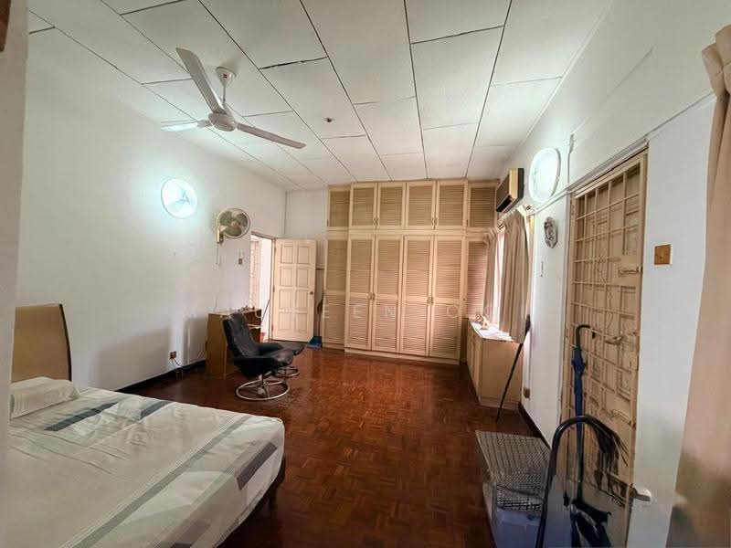 Bungalow House for Sale in Seksyen 17 (Petaling Jaya) - Maureen Ooi - Bedroom - PropertyGuru.com.my