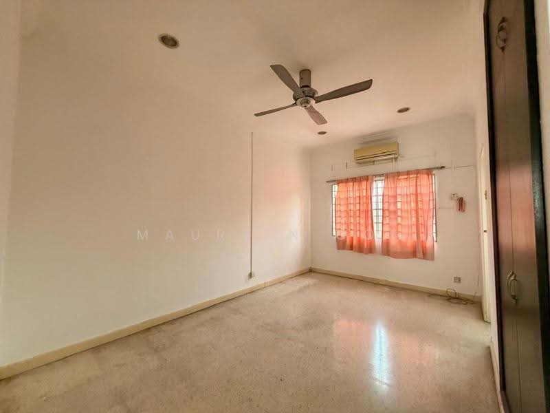 Bungalow House for Sale in Seksyen 17 (Petaling Jaya) - Maureen Ooi - Living Room - PropertyGuru.com.my