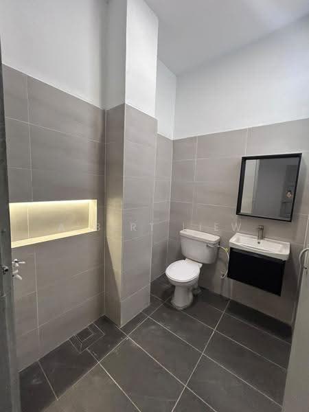 2-storey Terraced House for Sale in Taman Perling (Perling) - Albert Liew - Bathroom - PropertyGuru.com.my