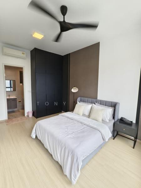 Kondominium untuk Disewa di Trinity Pentamont - Tony Low - Bedroom - PropertyGuru.com.my