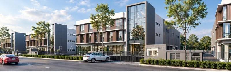 Commercial Semi-D for Sale in Semenyih (Selangor) - NoraFizah Gapar - Exterior - PropertyGuru.com.my