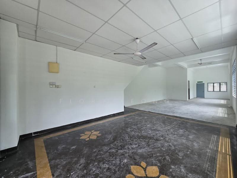 Shop for Rent in Sepang (Selangor) - Flory Leong - Interior - PropertyGuru.com.my